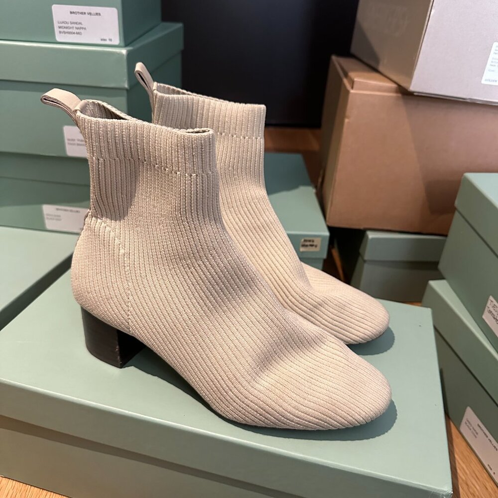 Everlane Glove Boot, Bone (Women's 6.5)